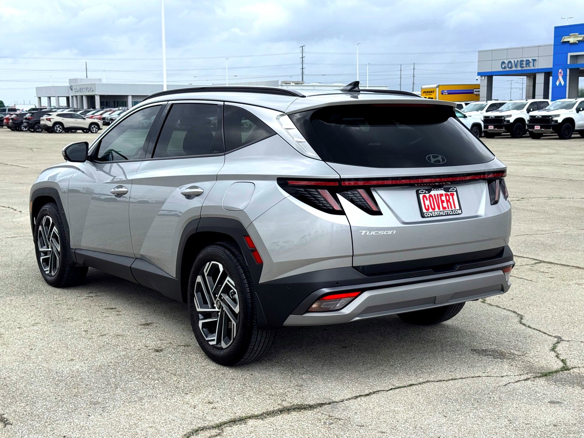 Used 2025 Hyundai Tucson Limited image 9