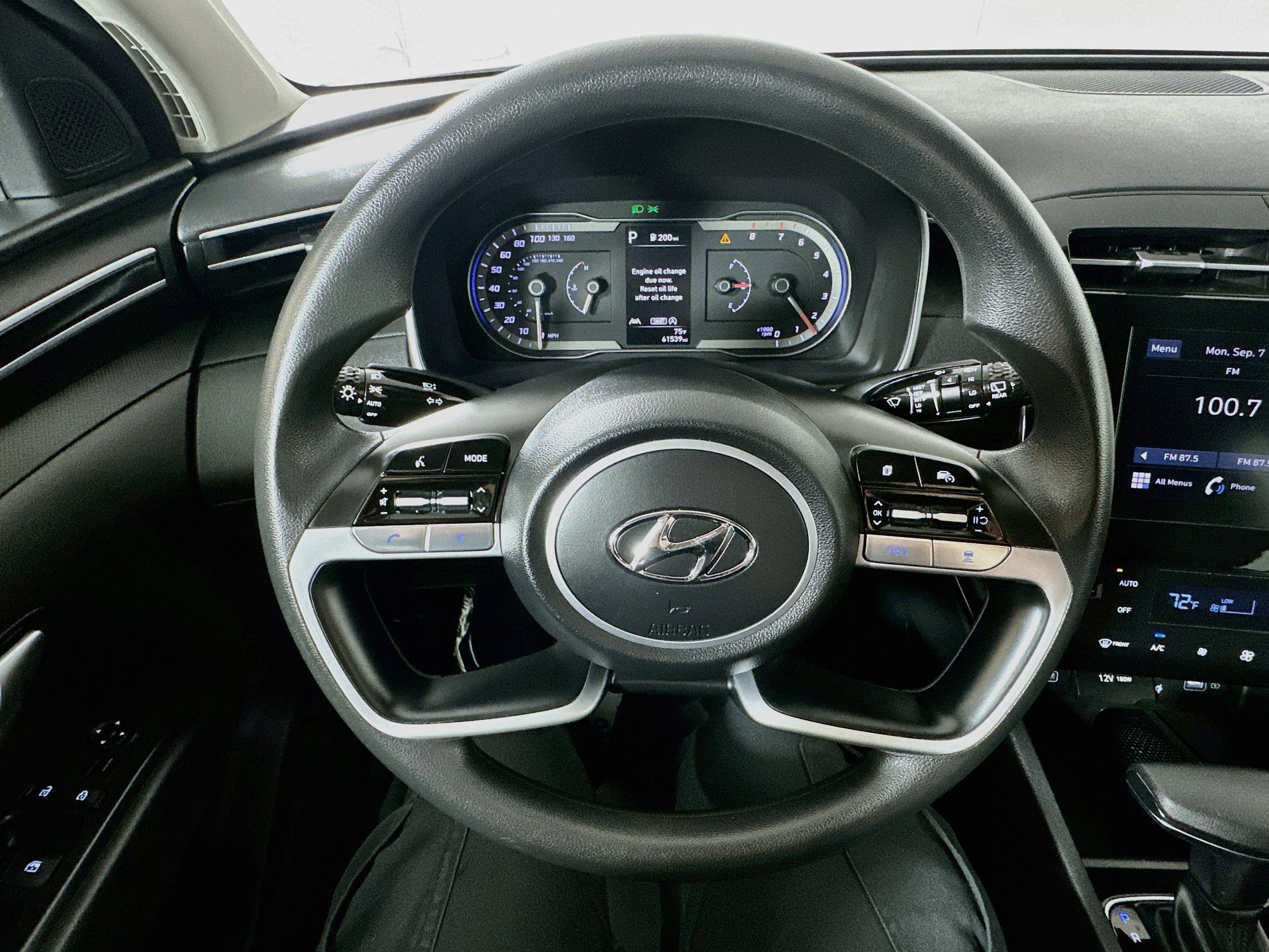 Certified 2024 Hyundai Tucson SEL AWD/4WD image 11
