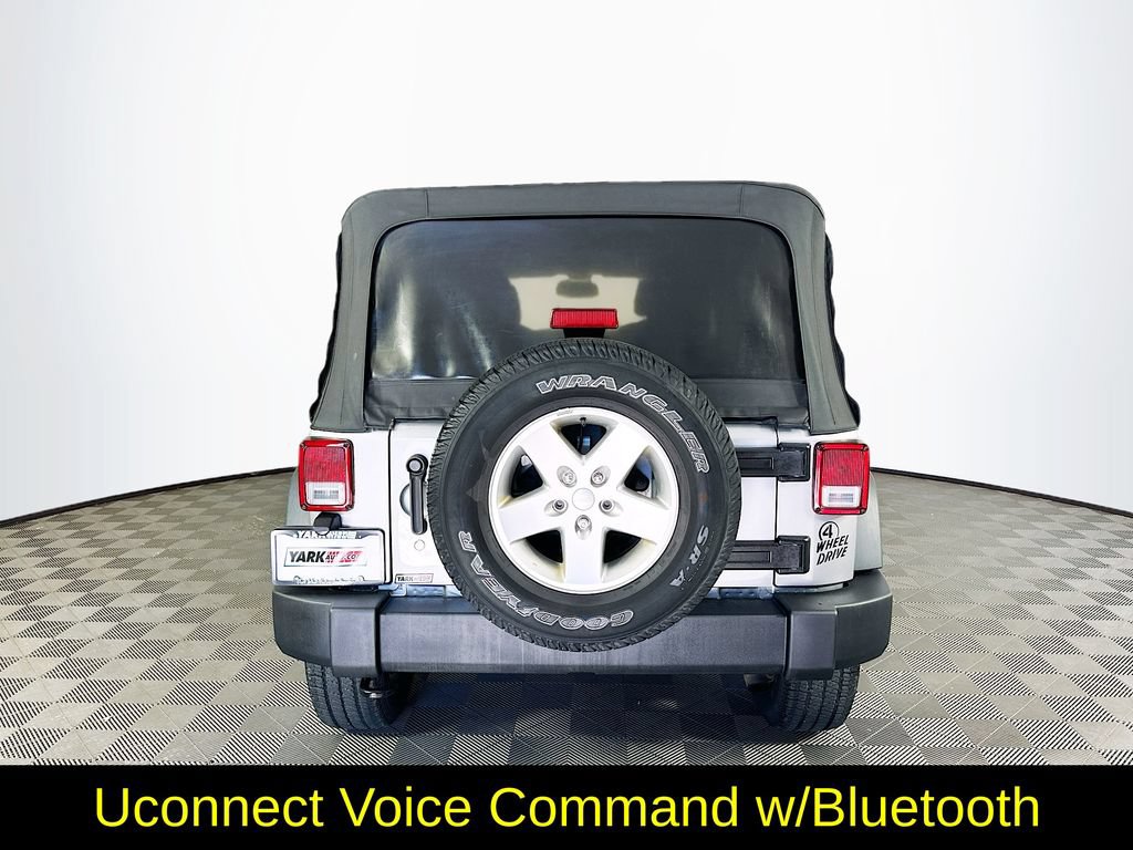 Used 2015 Jeep Wrangler Unlimited Sport w/ Quick Order Package 24S AWD/4WD image 9