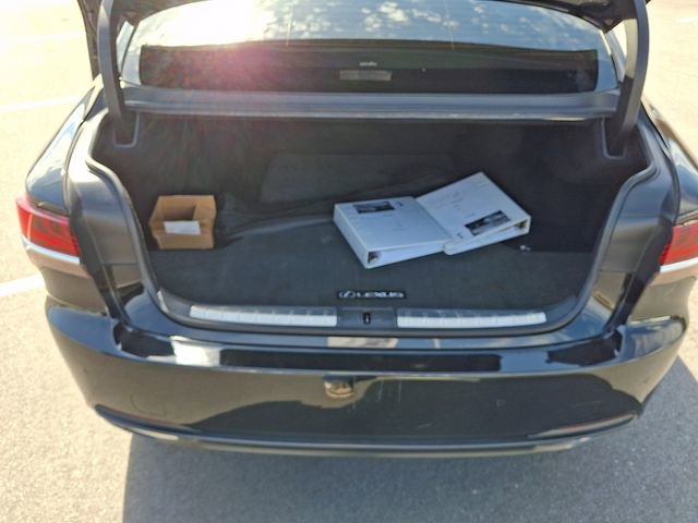 Used 2018 Lexus LS 500 w/ Interior Upgrade Package image 29