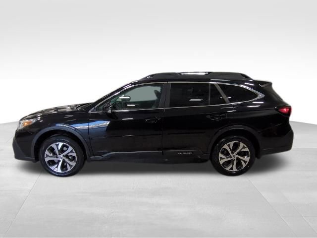 Used 2021 Subaru Outback Limited image 10
