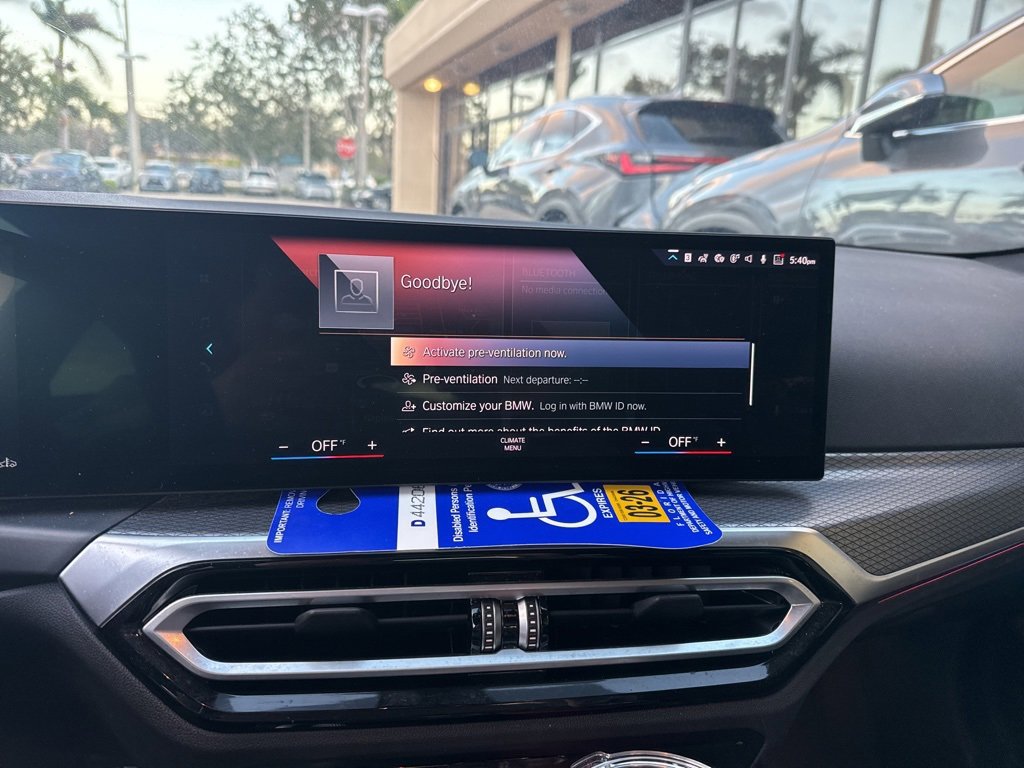 Used 2024 BMW 430i Coupe w/ M Sport Package image 16