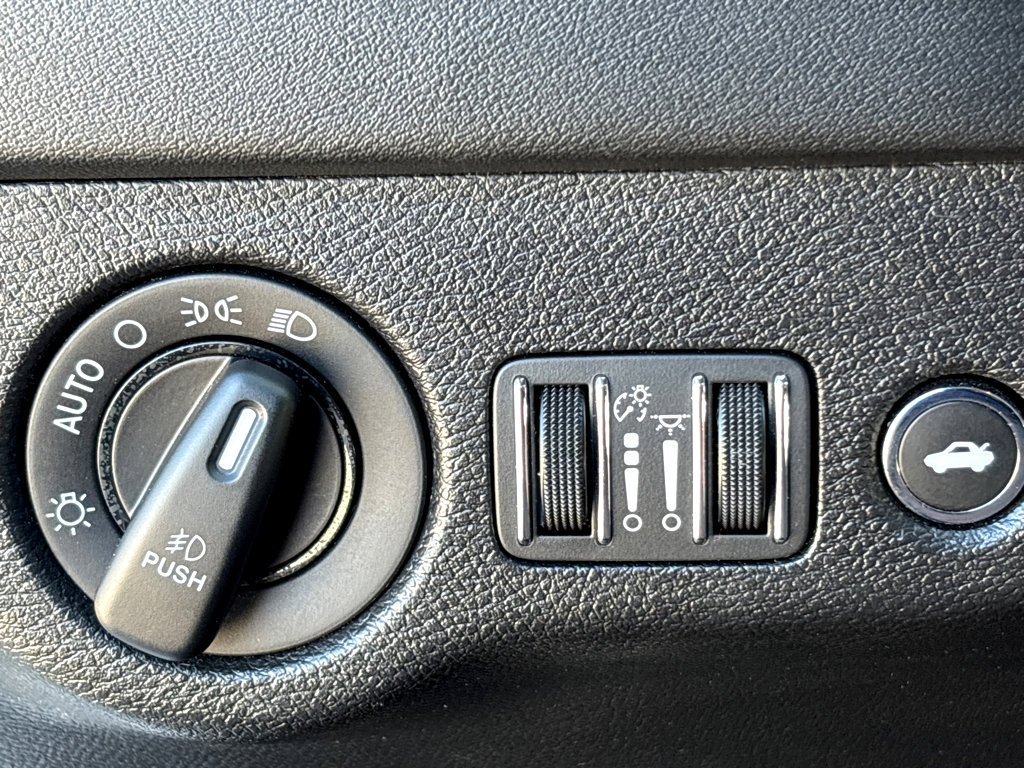 Used 2022 Dodge Charger GT w/ Plus Group image 11