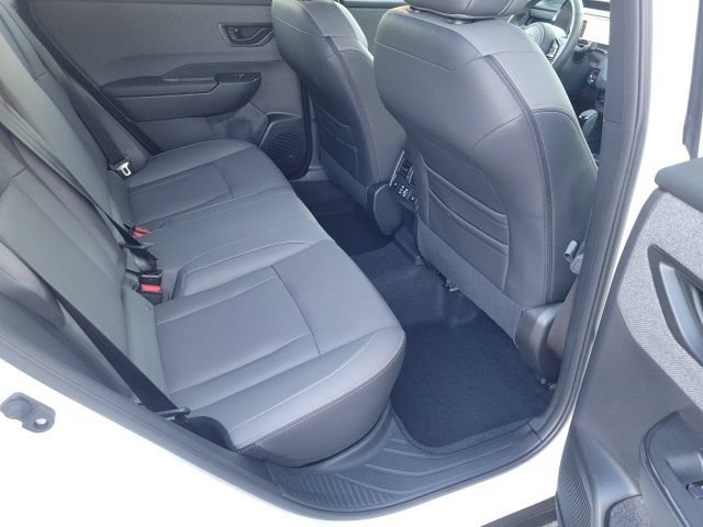 Certified 2026 Subaru Outback Limited AWD/4WD image 12