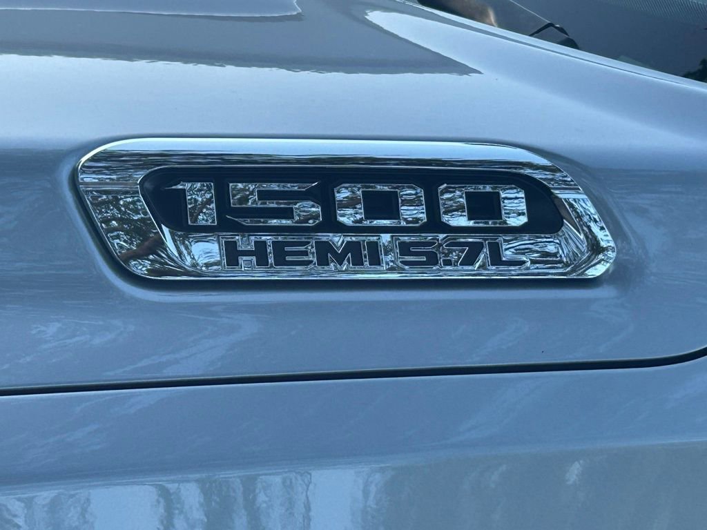 Used 2022 RAM 1500 Limited w/ Body Color Bumper Group image 18