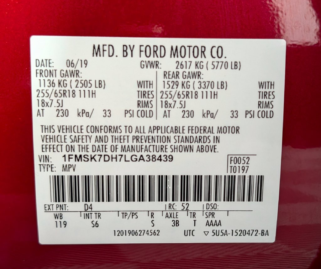 Certified 2020 Ford Explorer XLT w/ Equipment Group 202A RWD image 32