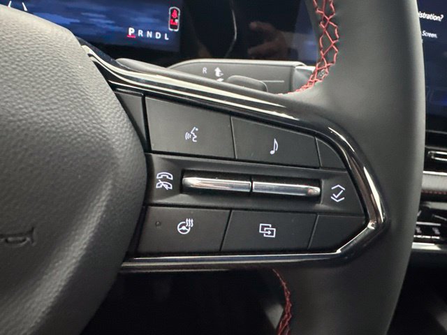 New 2027 Chevrolet Equinox RS AWD/4WD image 13