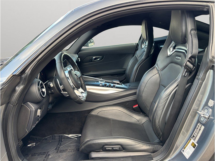 Used 2021 Mercedes-Benz AMG GT Coupe image 2