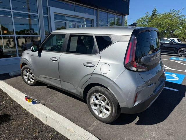 Certified 2024 Kia Soul LX w/ Option Group 015 FWD image 4