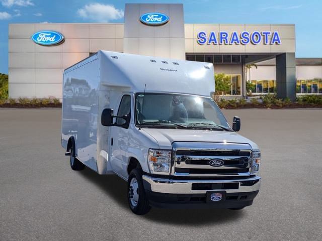 New 2026 Ford E-350 and Econoline 350 Super Duty w/ Power Equipment Group image 2