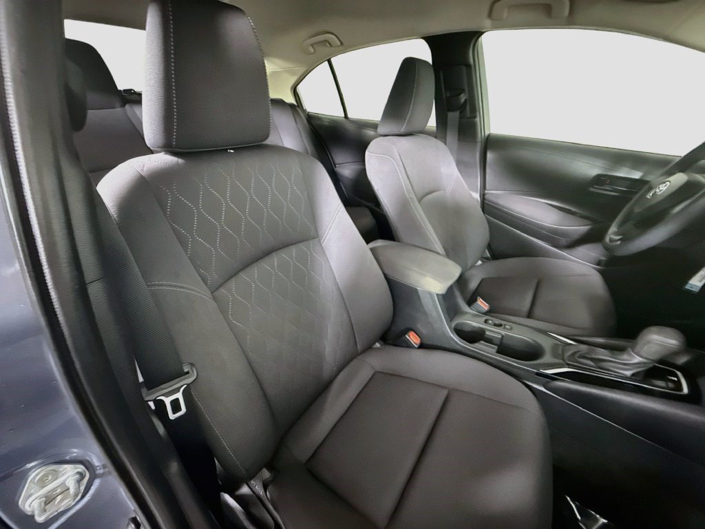 Used 2024 Toyota Corolla LE FWD image 27