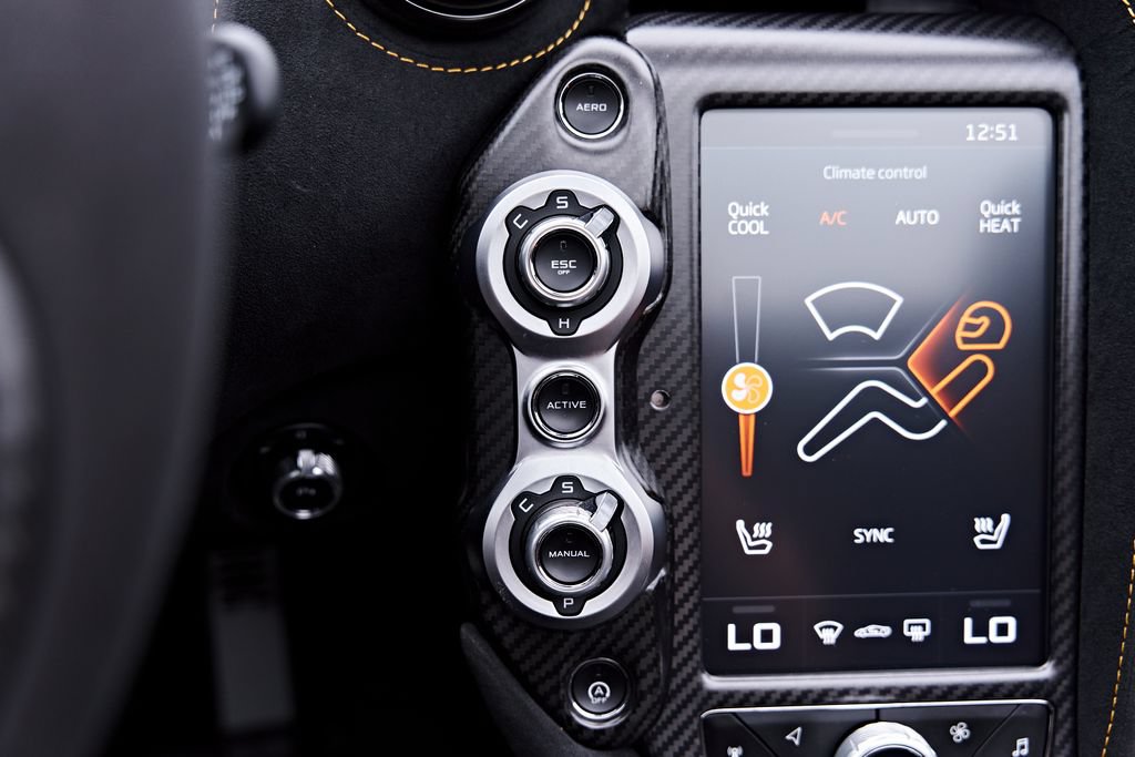 Used 2022 McLaren 765LT RWD image 95