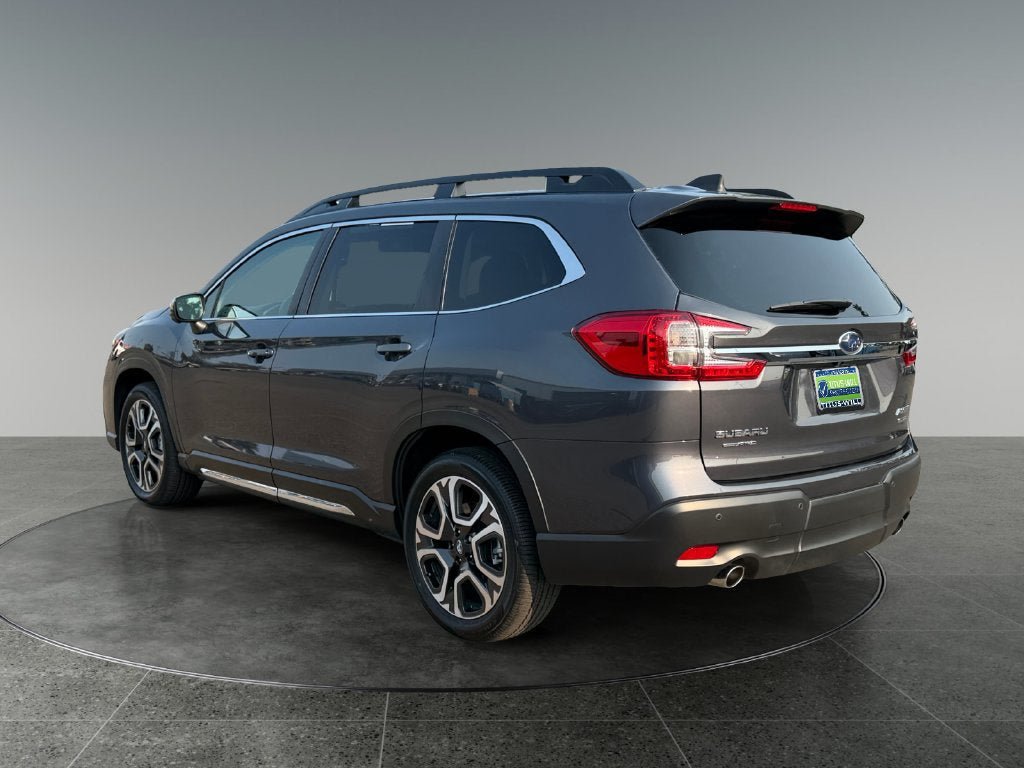 Used 2023 Subaru Ascent Limited w/ Technology Package AWD/4WD image 8