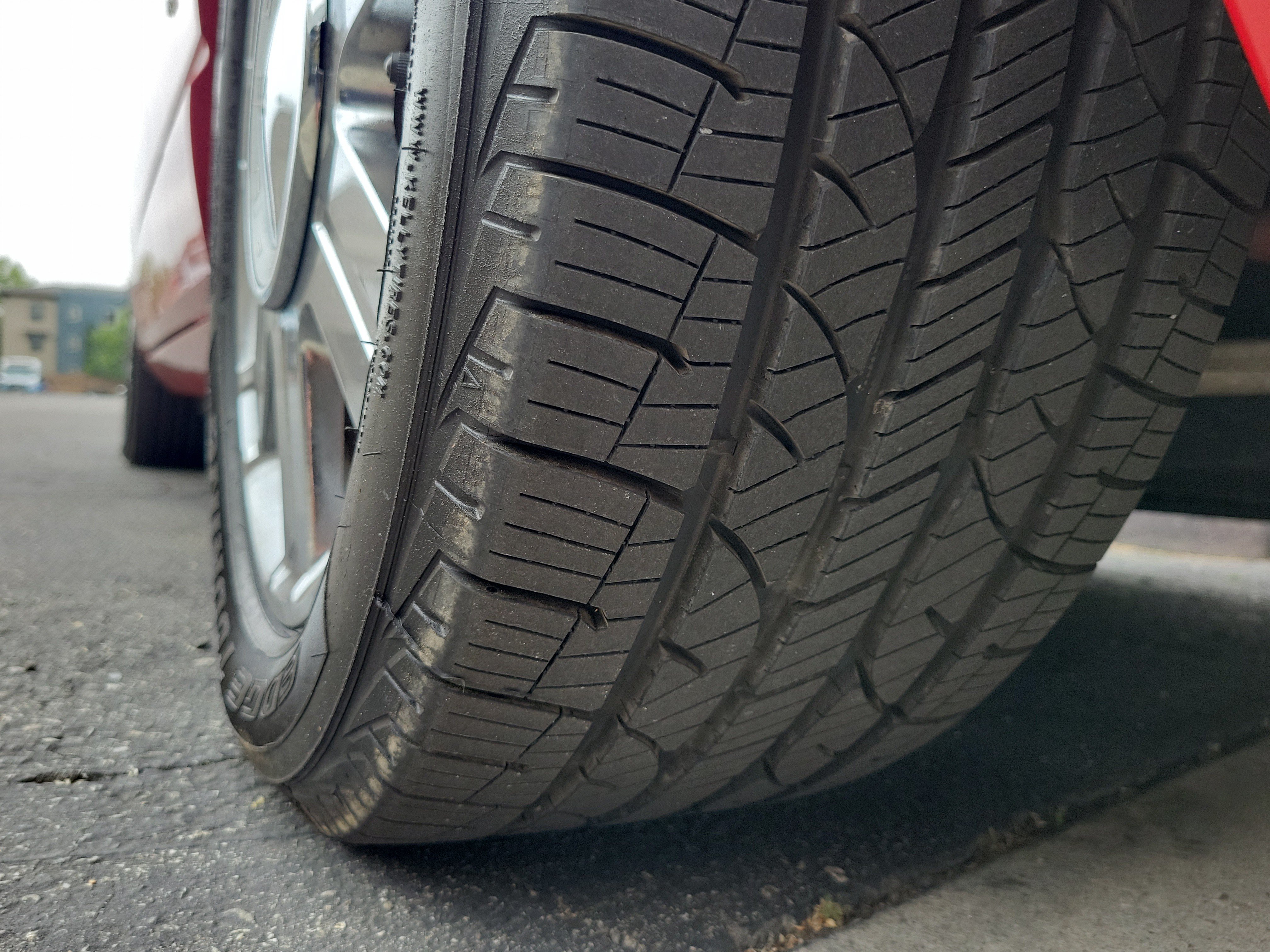 Used 2004 Ford Thunderbird RWD image 14