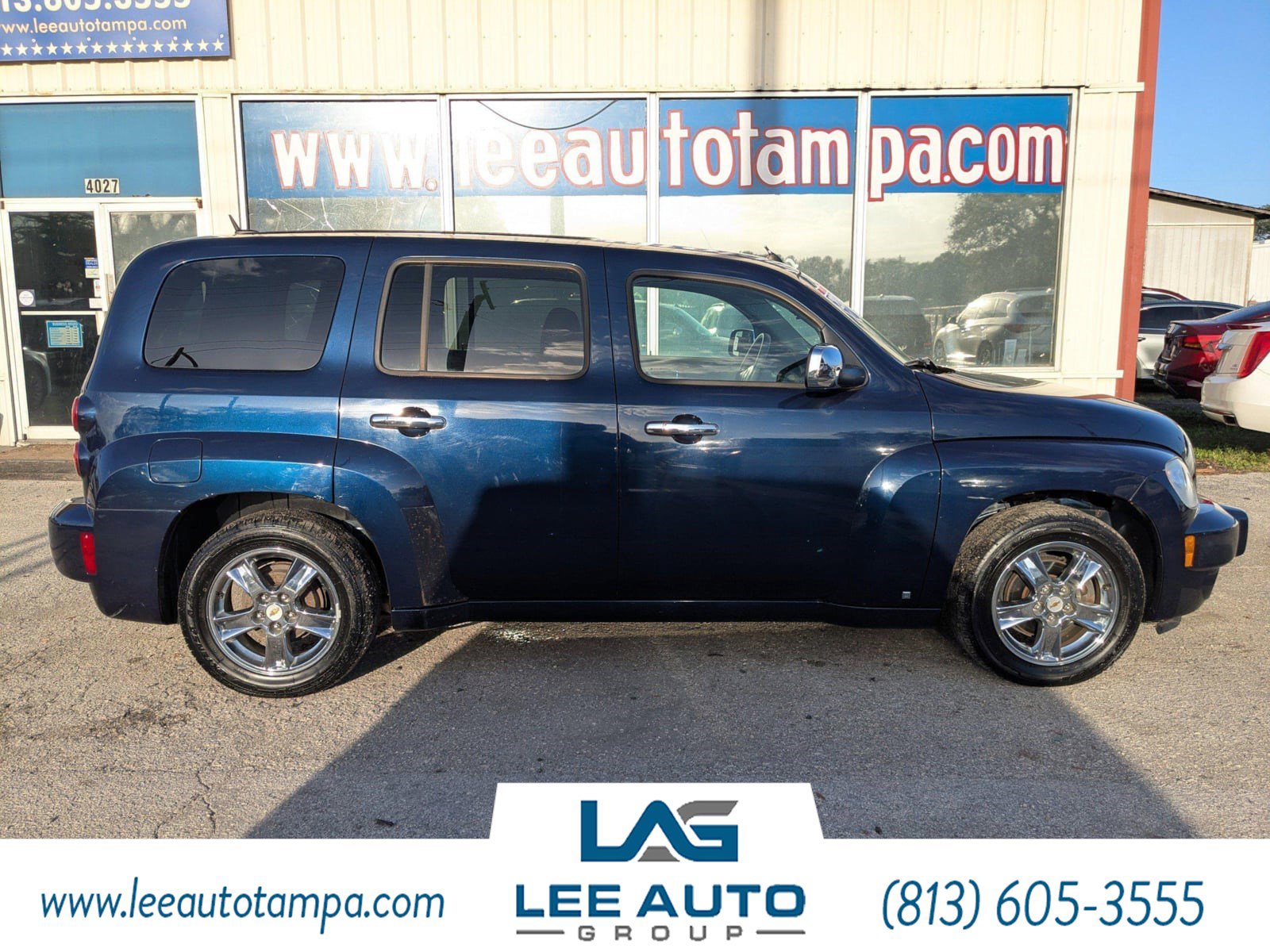 Used 2009 Chevrolet HHR LT image 2