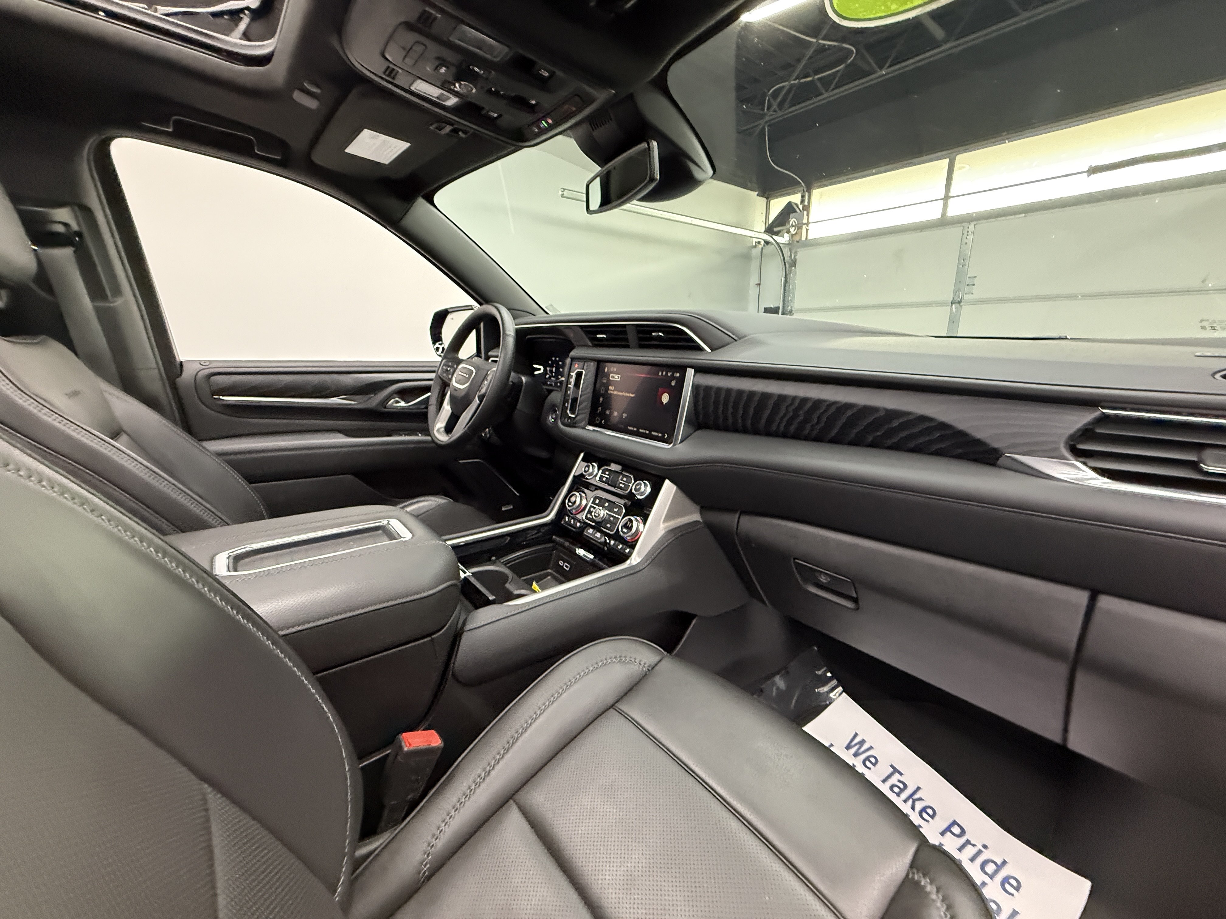 Used 2024 GMC Yukon Denali w/ Max Trailering Package AWD/4WD image 25