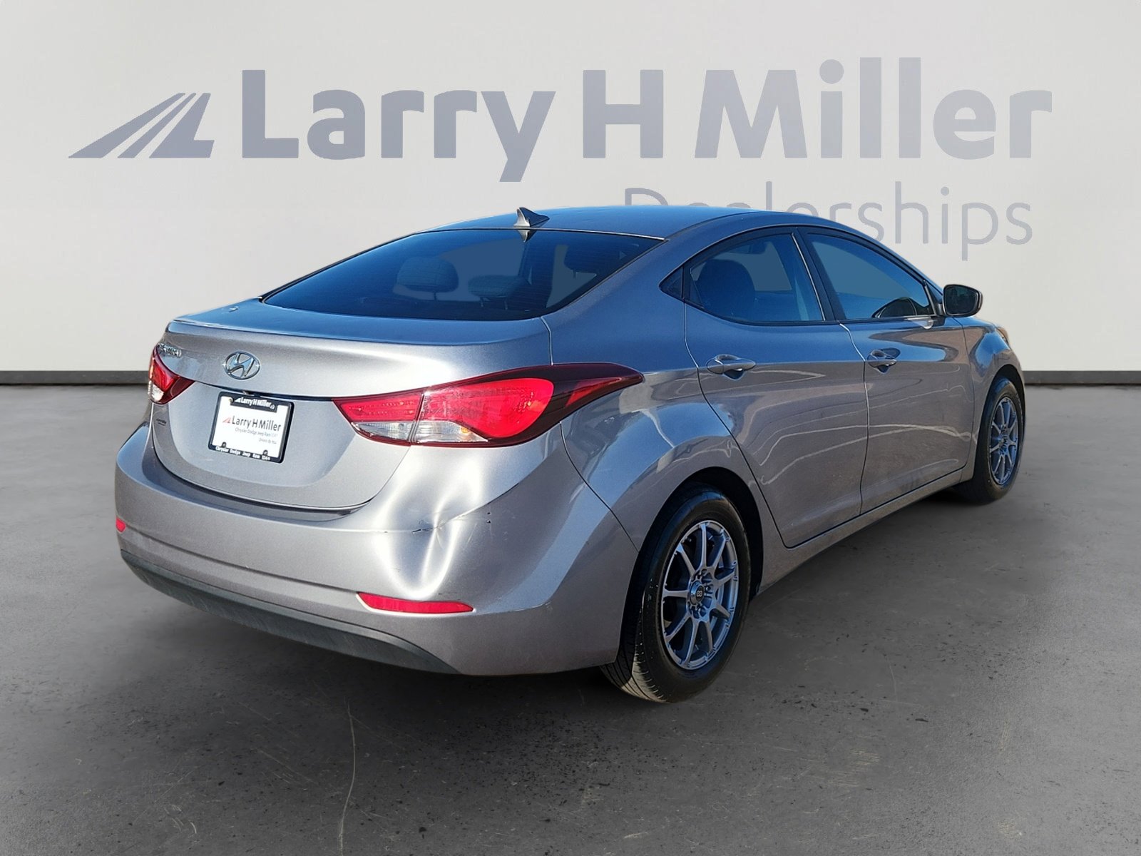 Used 2014 Hyundai Elantra SE w/ Option Group 02 image 6