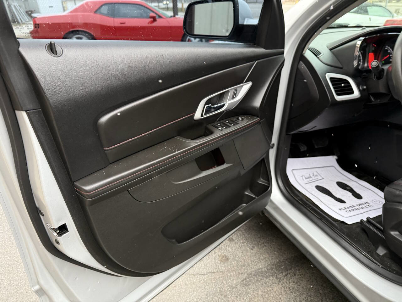 Used 2015 GMC Terrain SLE image 12