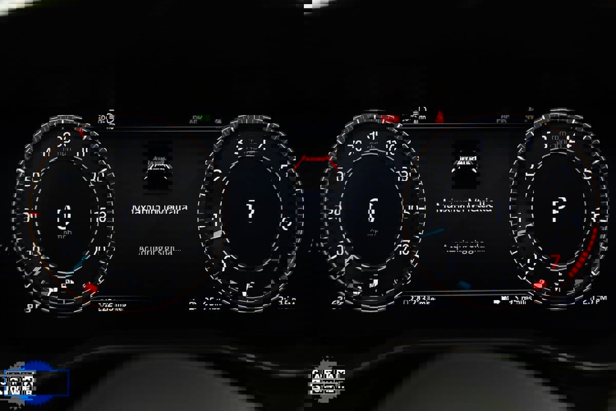 Used 2024 Jaguar XF R-Dynamic SE image 21