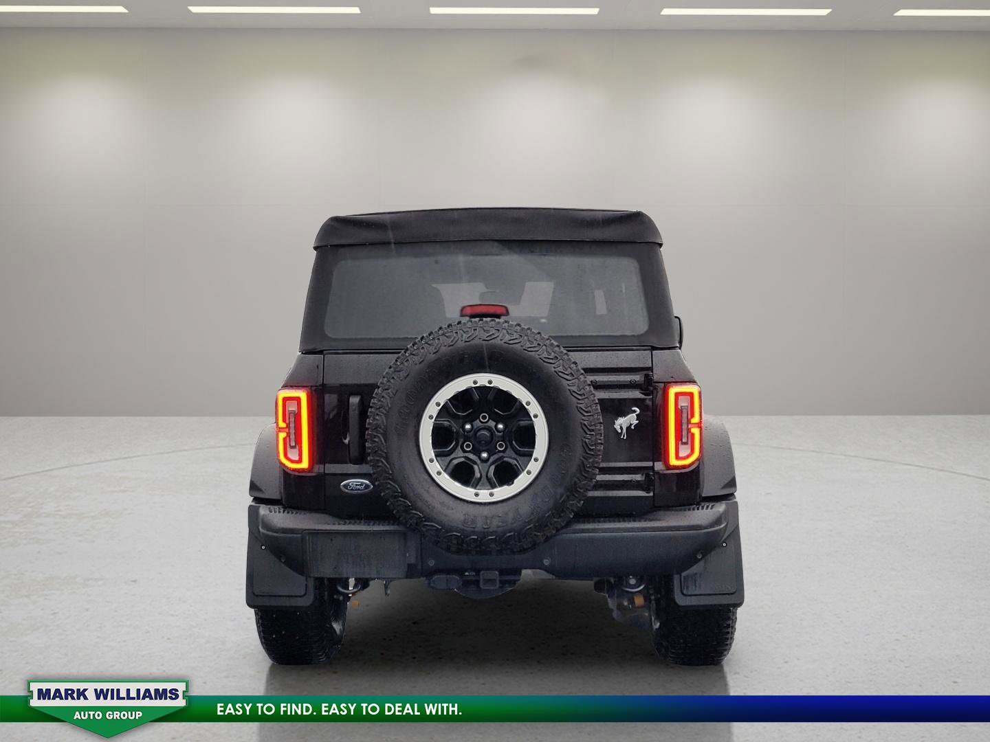 Used 2023 Ford Bronco Badlands image 7