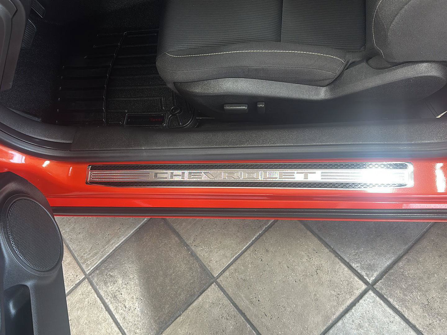 Used 2011 Chevrolet Camaro SS RWD image 15