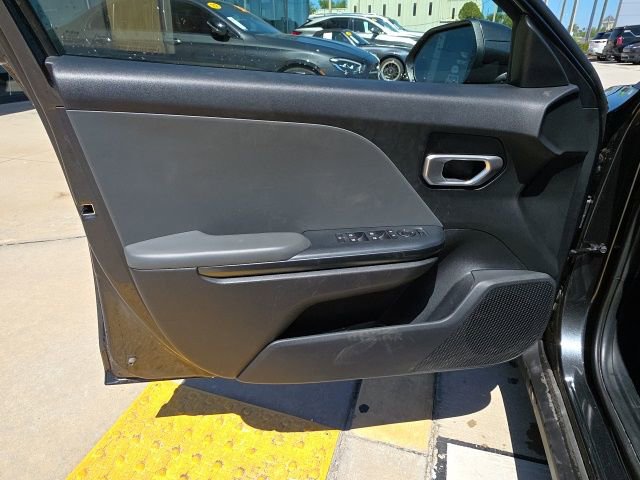 Used 2025 Kia K4 FWD image 11