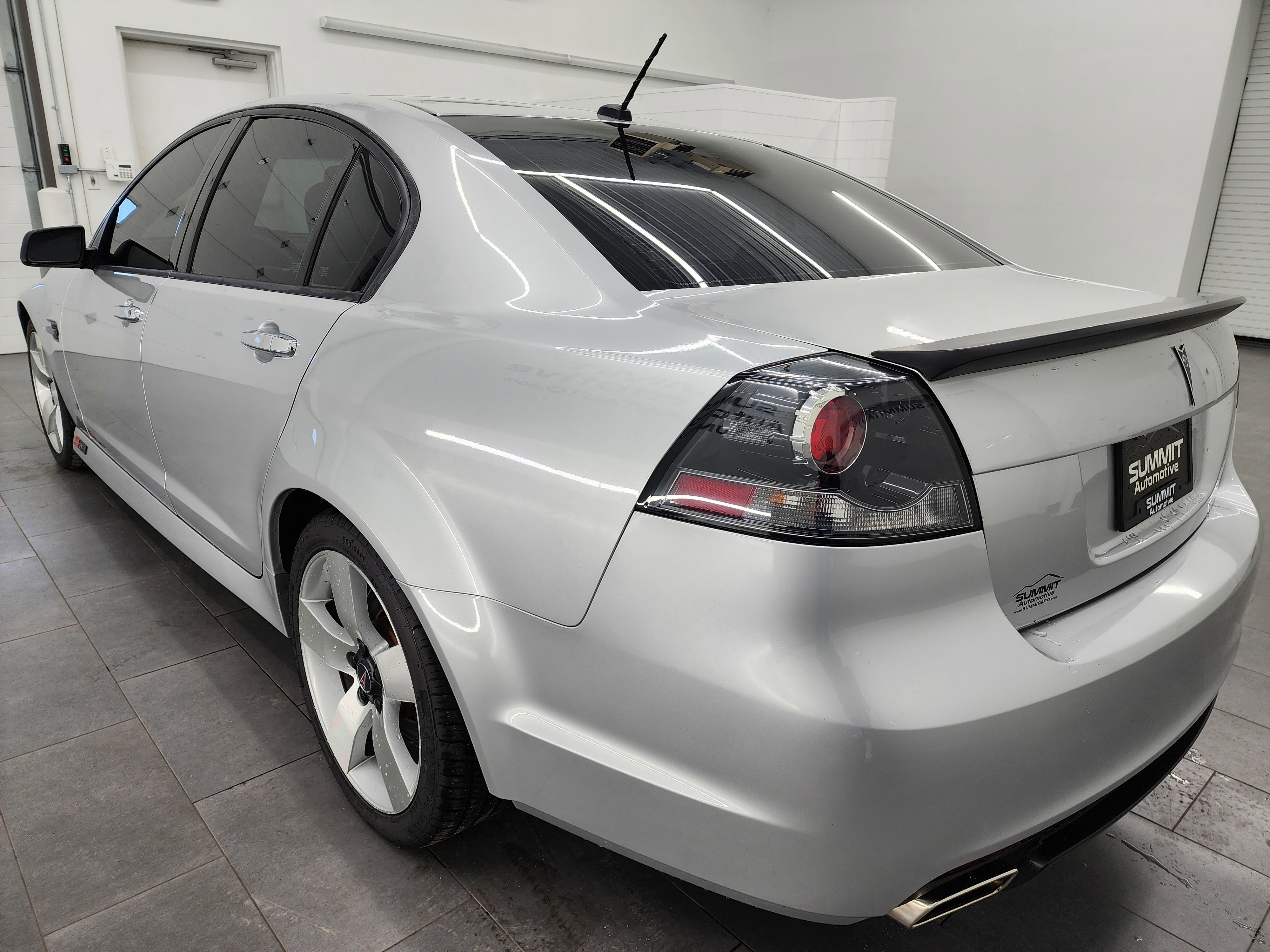 Used 2009 Pontiac G8 GT w/ Premium Package image 6