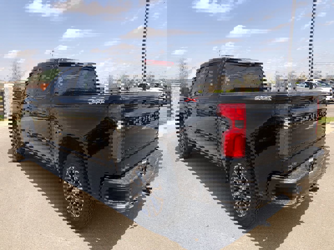 Used 2021 Chevrolet Silverado 1500 RST w/ Bed Protection Package image 12