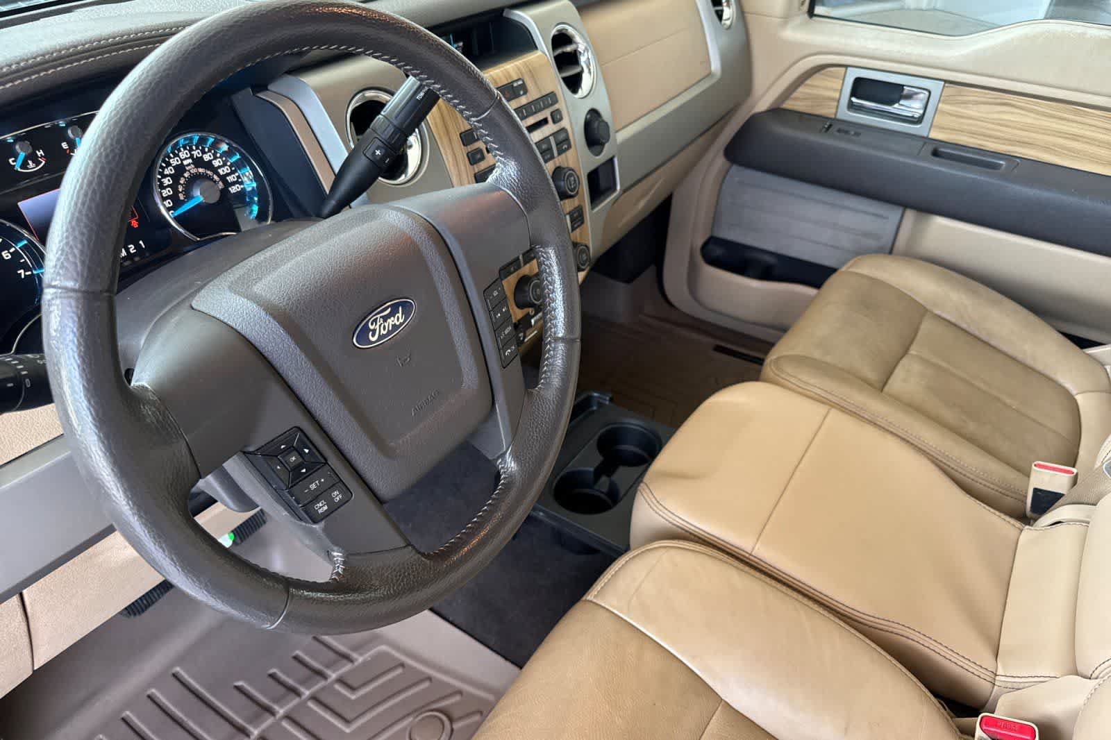 Used 2011 Ford F150 Lariat w/ Lariat Chrome Pkg RWD image 11