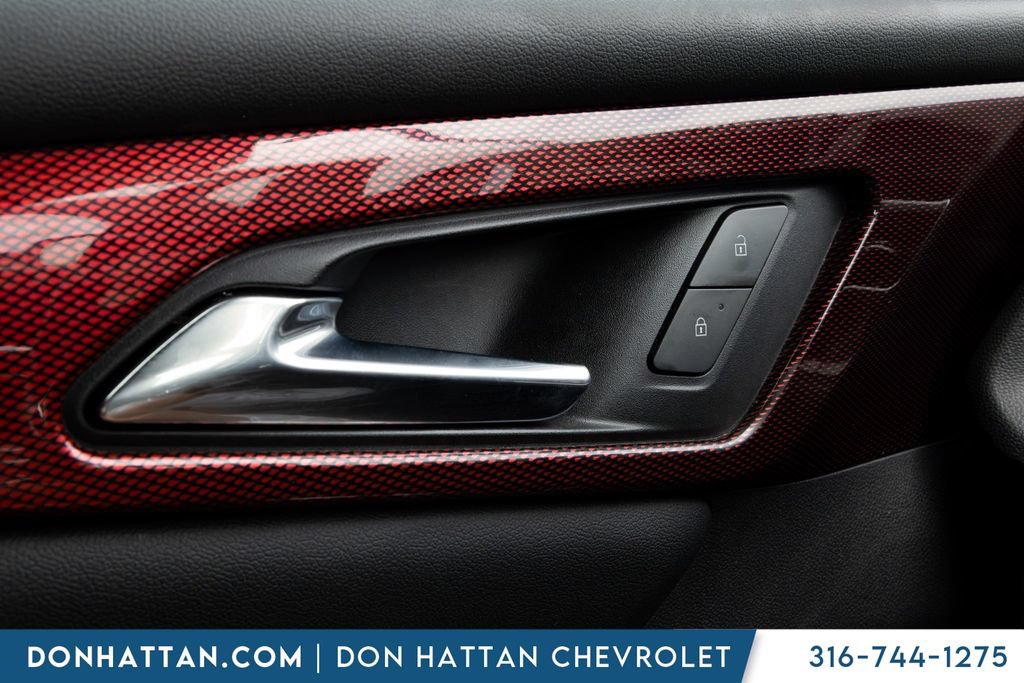 Used 2025 Chevrolet Traverse Z71 AWD/4WD image 13