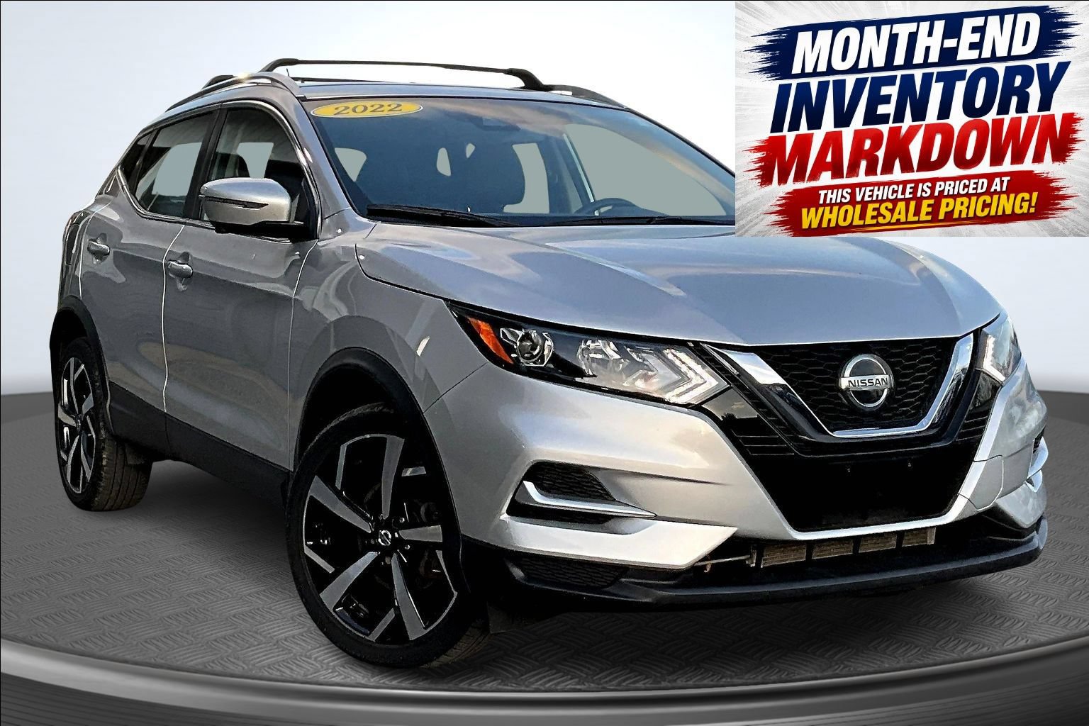 Used 2022 Nissan Rogue Sport SL AWD/4WD image 3