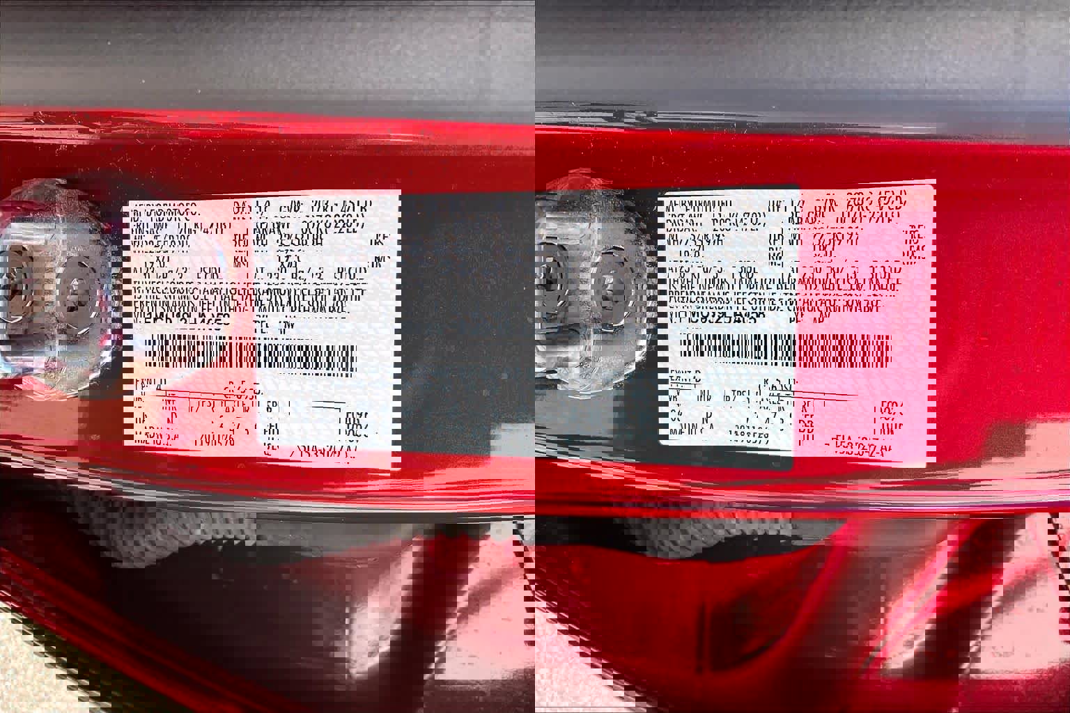 Used 2020 Ford Escape Titanium image 34