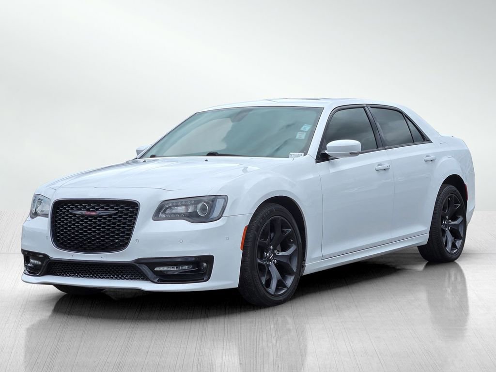 Used 2021 Chrysler 300 S w/ S Model Appearance Package RWD image 8