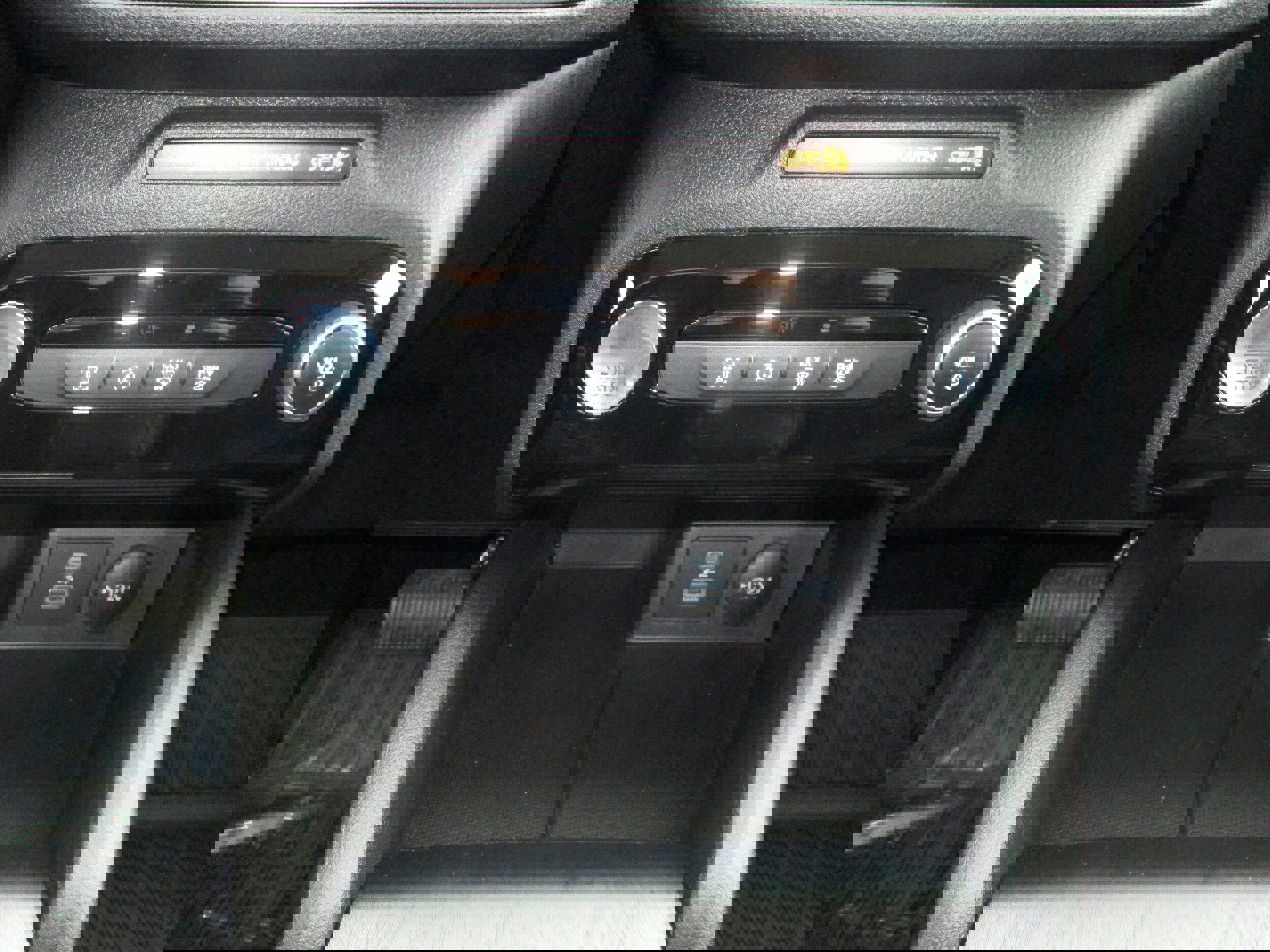 Used 2023 Ford Escape Active w/ Tech Pack #1 image 27