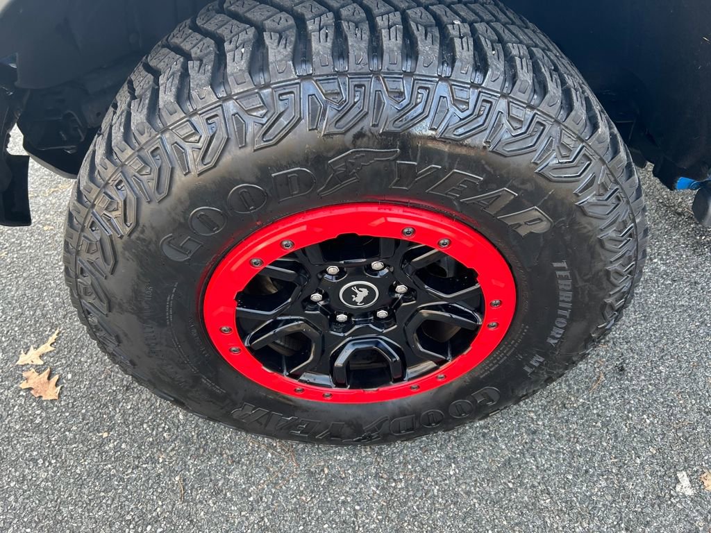 Used 2023 Ford Bronco Wildtrak image 13