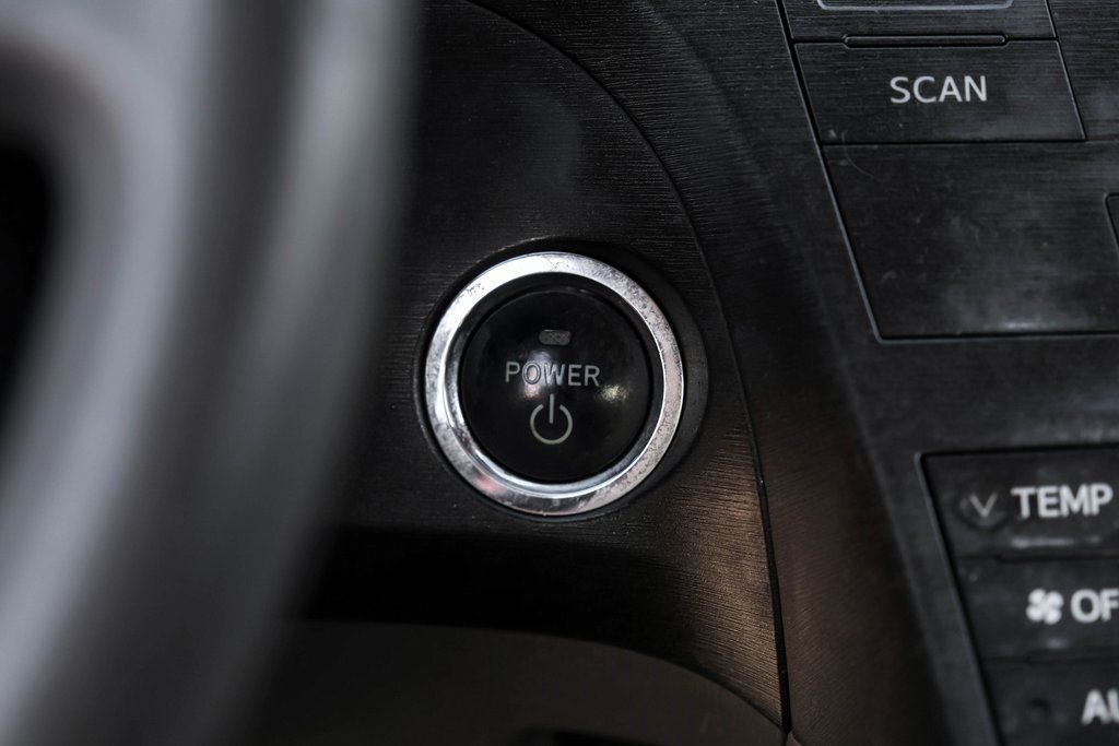 Used 2011 Toyota Prius Two image 19