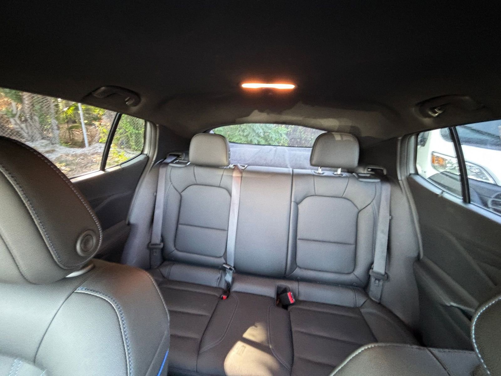 Used 2025 Buick Envista Sport Touring image 38