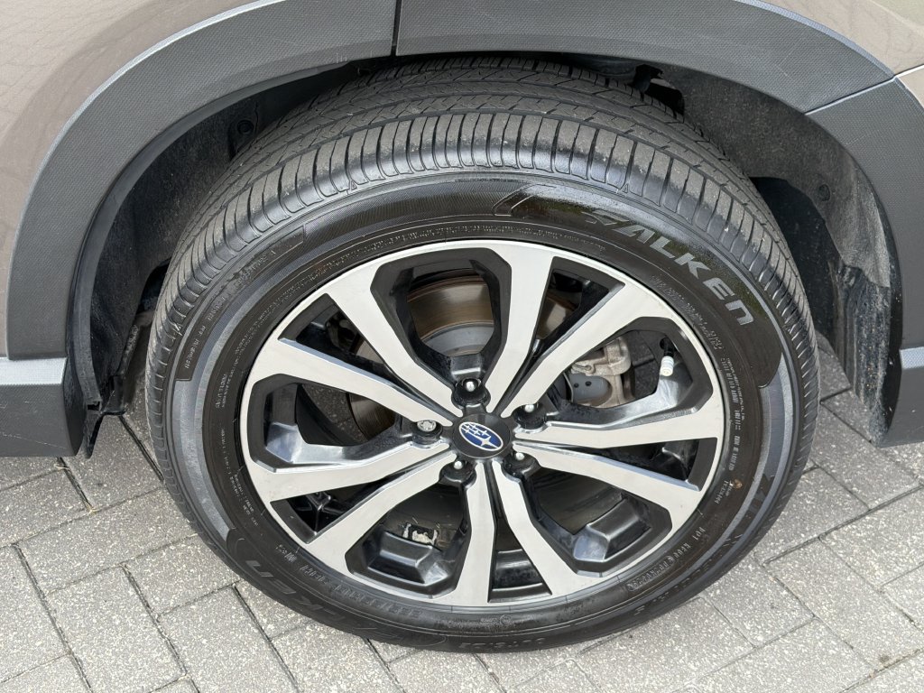 Certified 2023 Subaru Forester Limited AWD/4WD image 17