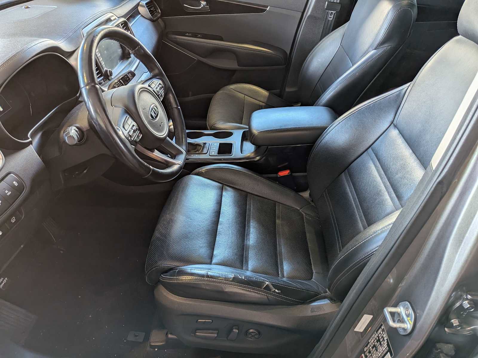 Used 2018 Kia Sorento SX image 14