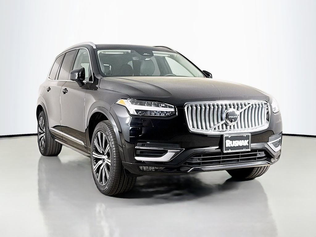 Certified 2025 Volvo XC90 B6 Plus image 1