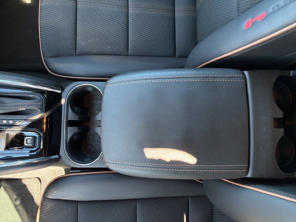 Used 2025 GMC Canyon AT4 AWD/4WD image 25