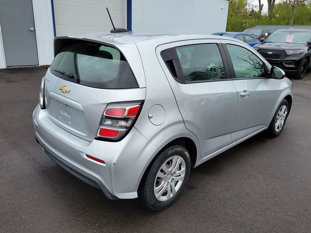 Used 2020 Chevrolet Sonic LT FWD image 15