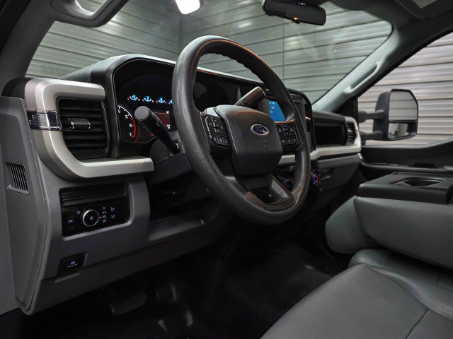 Used 2023 Ford F350 XL w/ XL Chrome Package RWD image 12