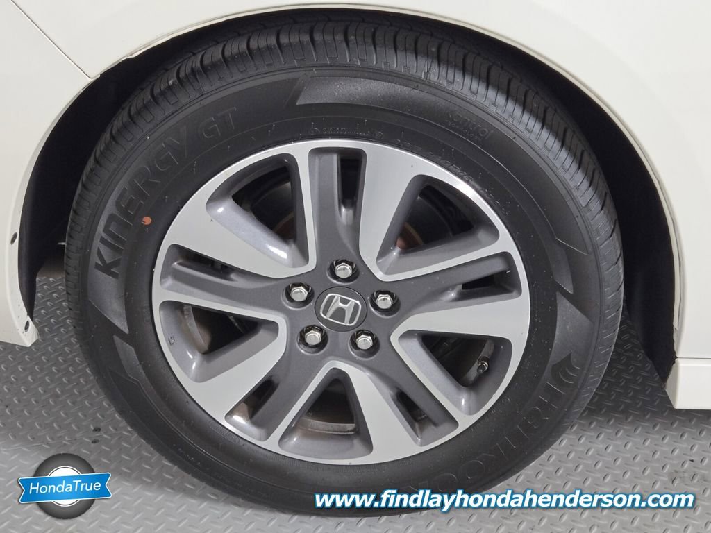 Used 2016 Honda Odyssey Touring Elite image 11