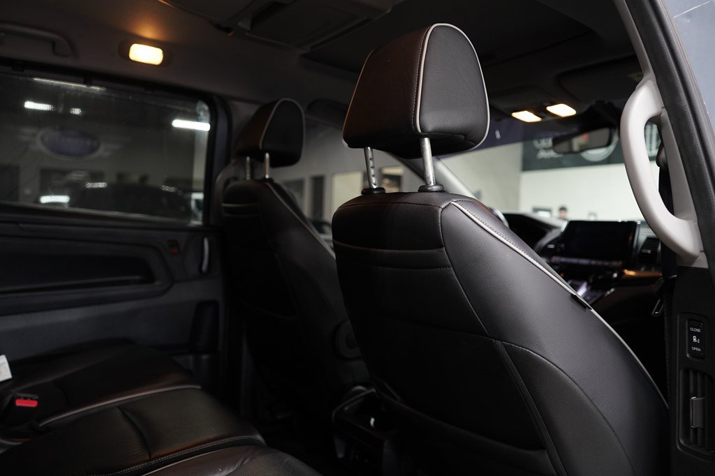 Used 2023 Honda Odyssey Elite image 24