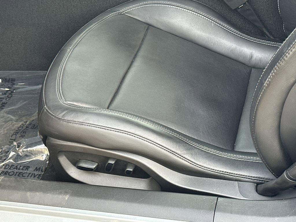 Used 2019 Chevrolet Corvette Stingray Convertible w/ 2LT Preferred Equipment Group image 17