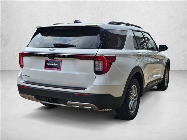 New 2026 Ford Explorer Active RWD image 2