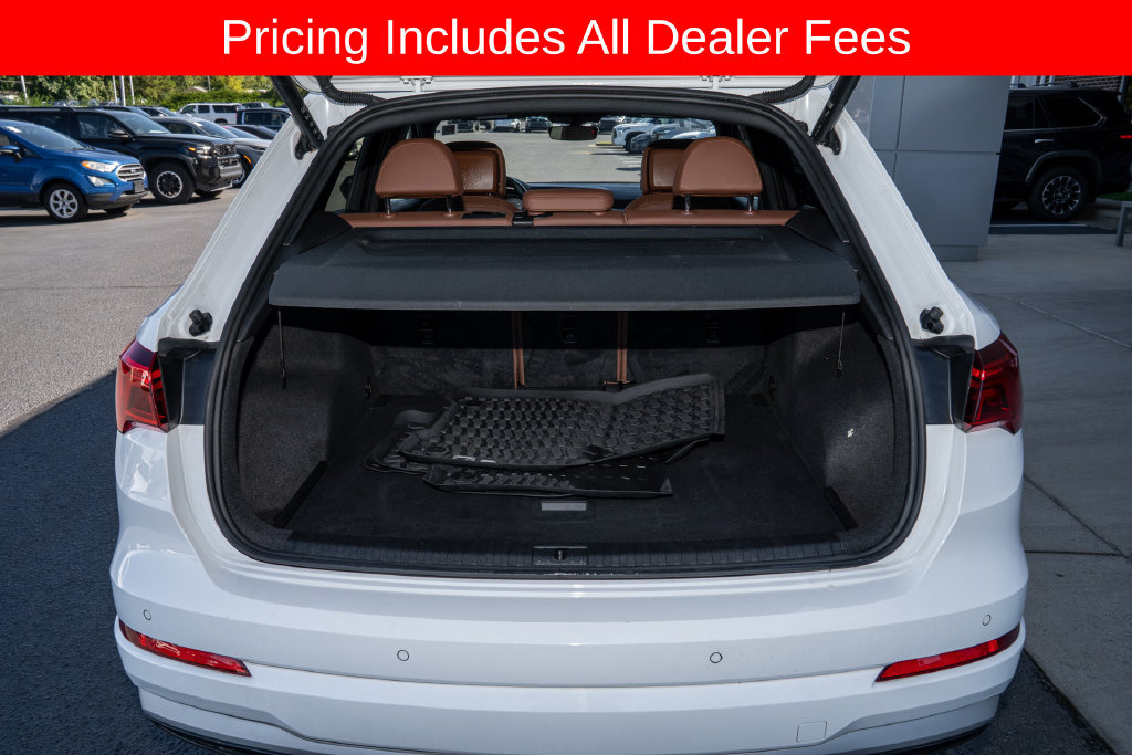 Used 2021 Audi Q3 2.0T Premium w/ Convenience Package AWD/4WD image 5