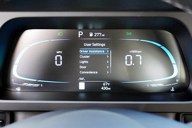 Certified 2026 Hyundai Elantra Sport FWD image 30