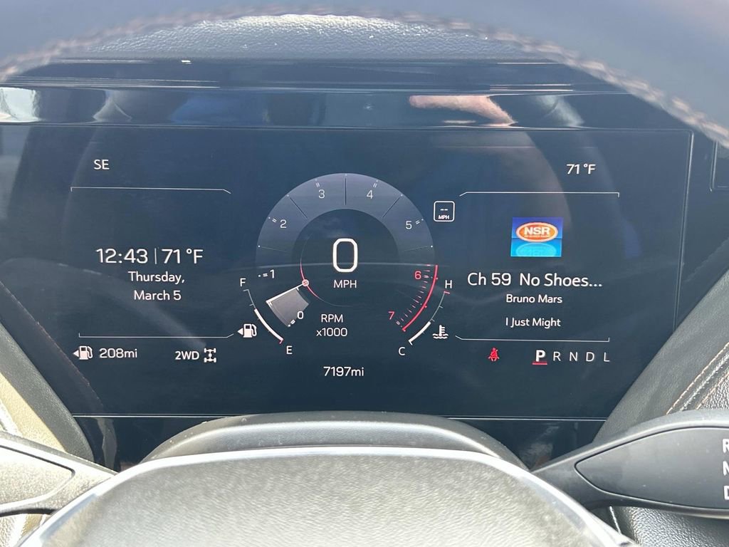 Used 2026 GMC Yukon AT4 w/ LPO, Floor Liner Package image 38